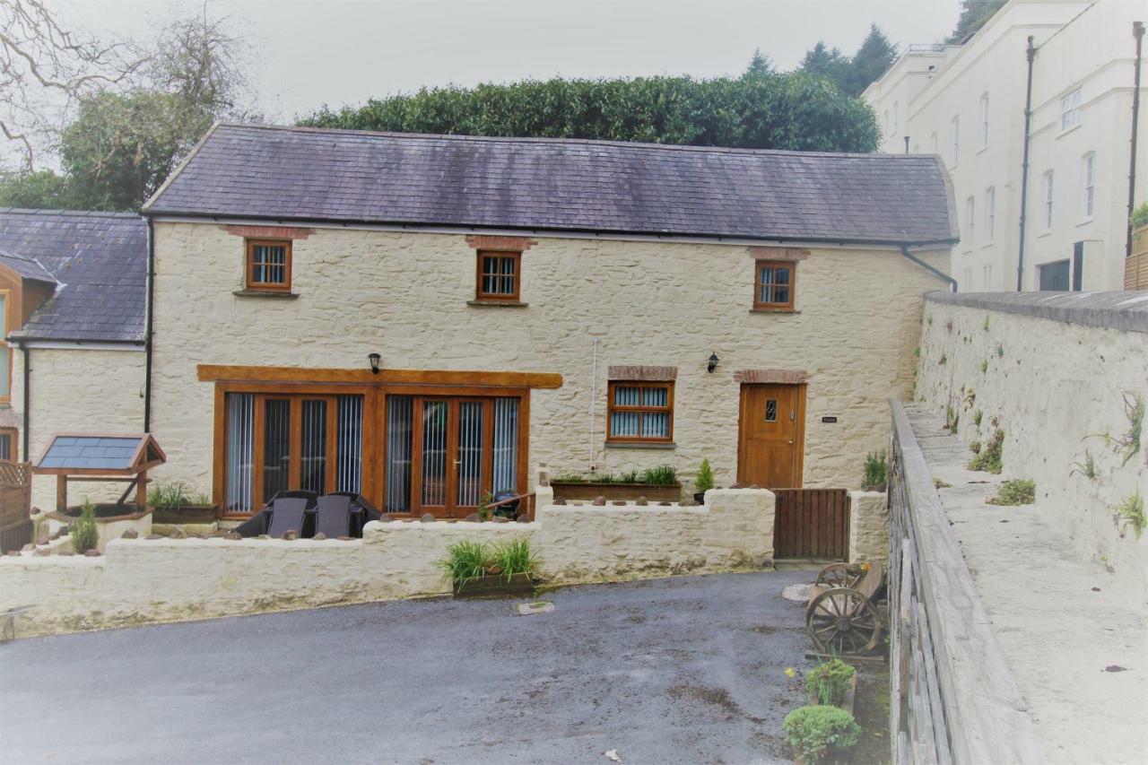 Fletcher Coach House Pendine Exterior photo