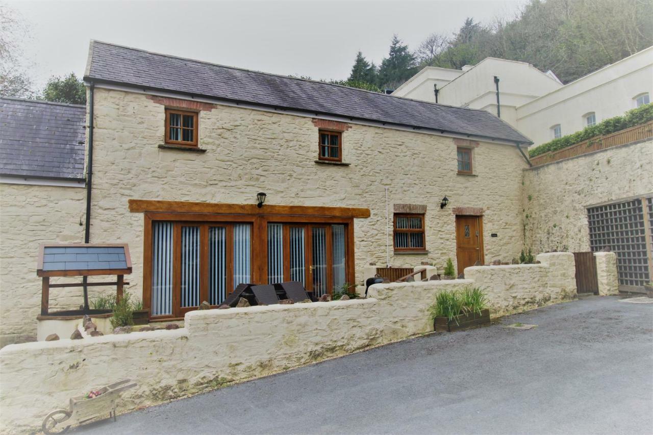 Fletcher Coach House Pendine Exterior photo
